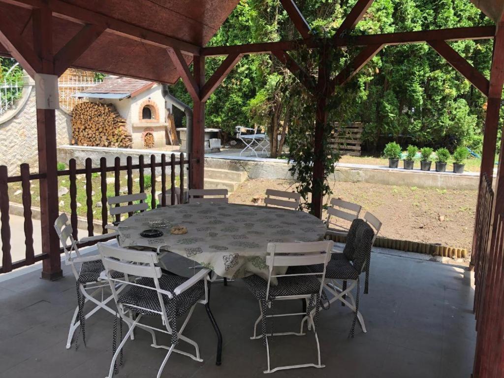 Brassoi Vendeghaz Miskolc Exterior photo