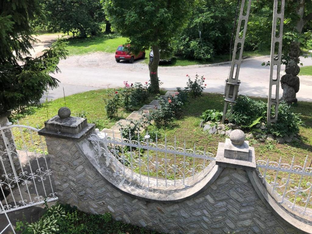 Brassoi Vendeghaz Miskolc Exterior photo